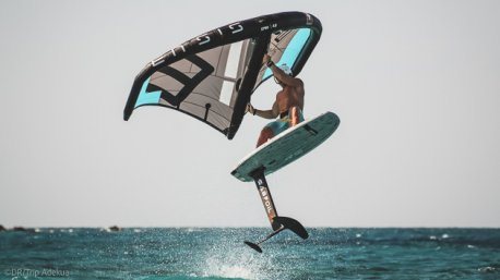 Votre séjour wingfoil à Naxos en Grèce avec matériel et hébergement