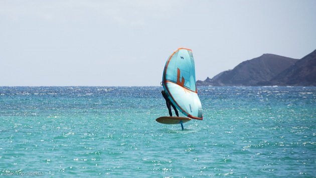 Séjour wingfoil de rêve à Fuerteventura sur le spot de Corralejo
