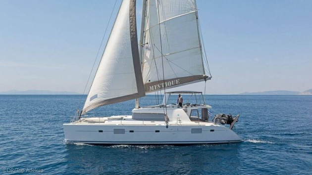 Vacances wing inoubliables dans les Cyclades sur un catamaran