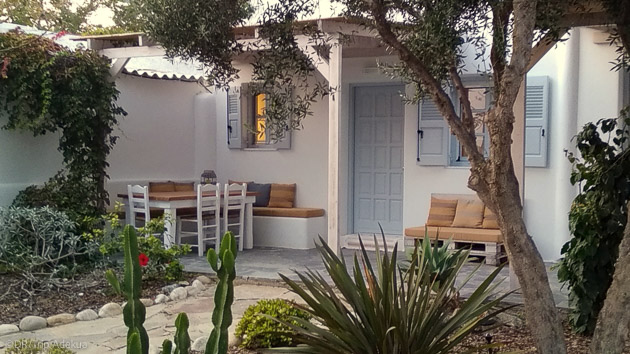 Des vacances de rêve avec bungalow et cours de wing foil à Naxos