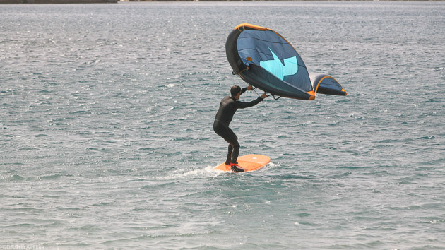 Des vacances kite avec cours de wingfoil et wingsurf à El Medano aux Canaries