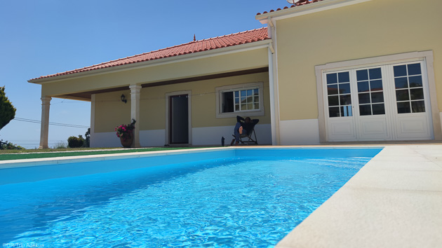 Votre hébergement en guest house avec piscine à Obidos pour un séjour wing foil au Portugal